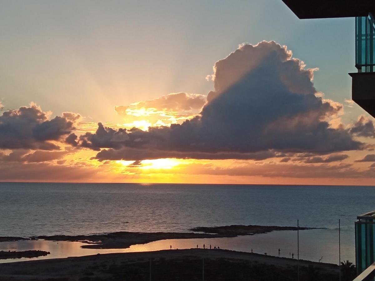 Appartement Sahara Beach, Sunrise & Mediterranean Sea Views *